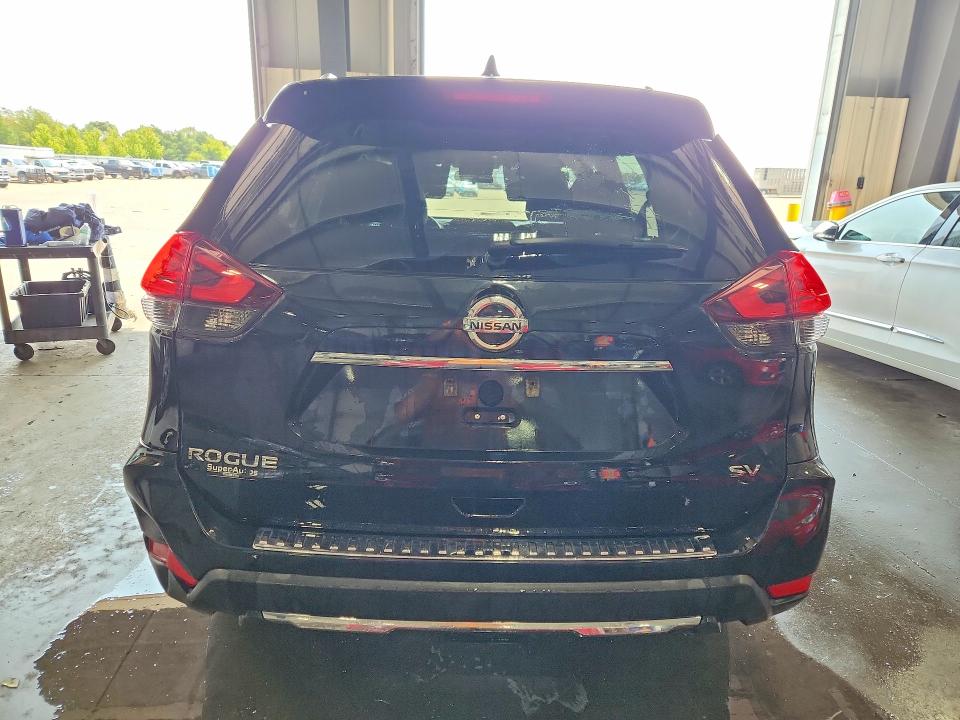 Photo 6 from auction – 2017 NISSAN ROGUE with VIN 5N1AT2MT4HC877818