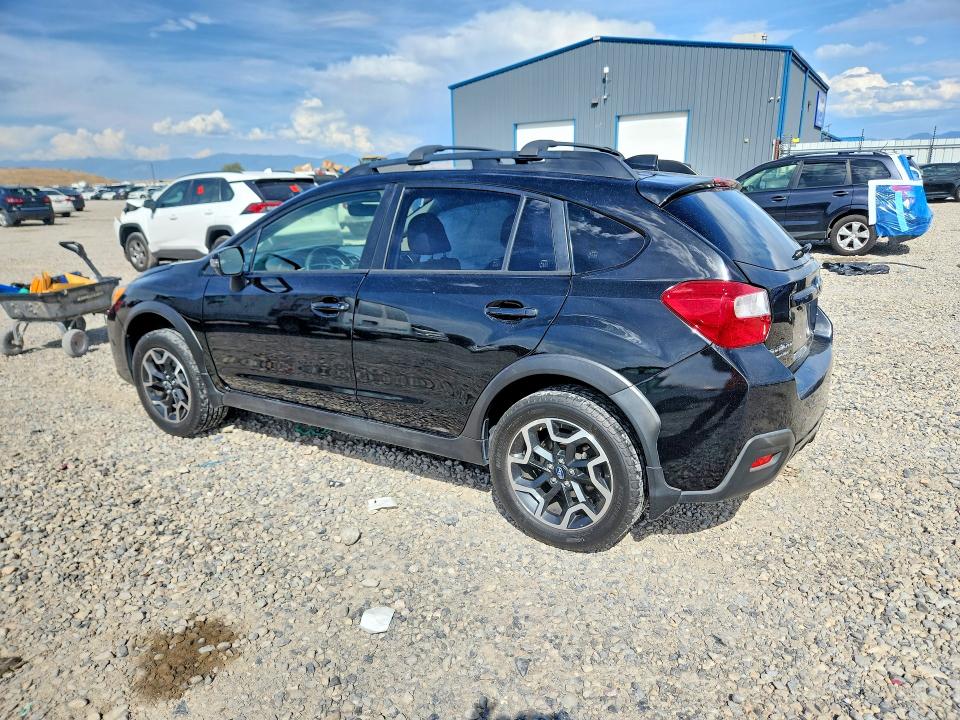 Снимка 2 от търг – 2017 SUBARU CROSSTREK с VIN JF2GPANC2HH234870