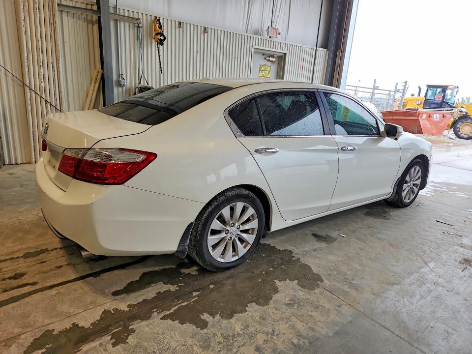 Photo 3 from auction – 2014 HONDA ACCORD with VIN 1HGCR2F8XEA007875