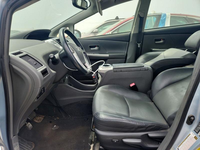 Photo 7 from auction – 2013 TOYOTA PRIUS V with VIN JTDZN3EU4D3234636