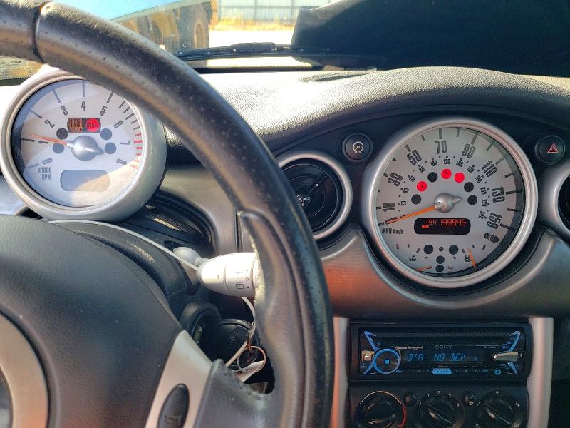 Photo 9 from auction – 2004 MINI COOPER with VIN WMWRE33494TD82476