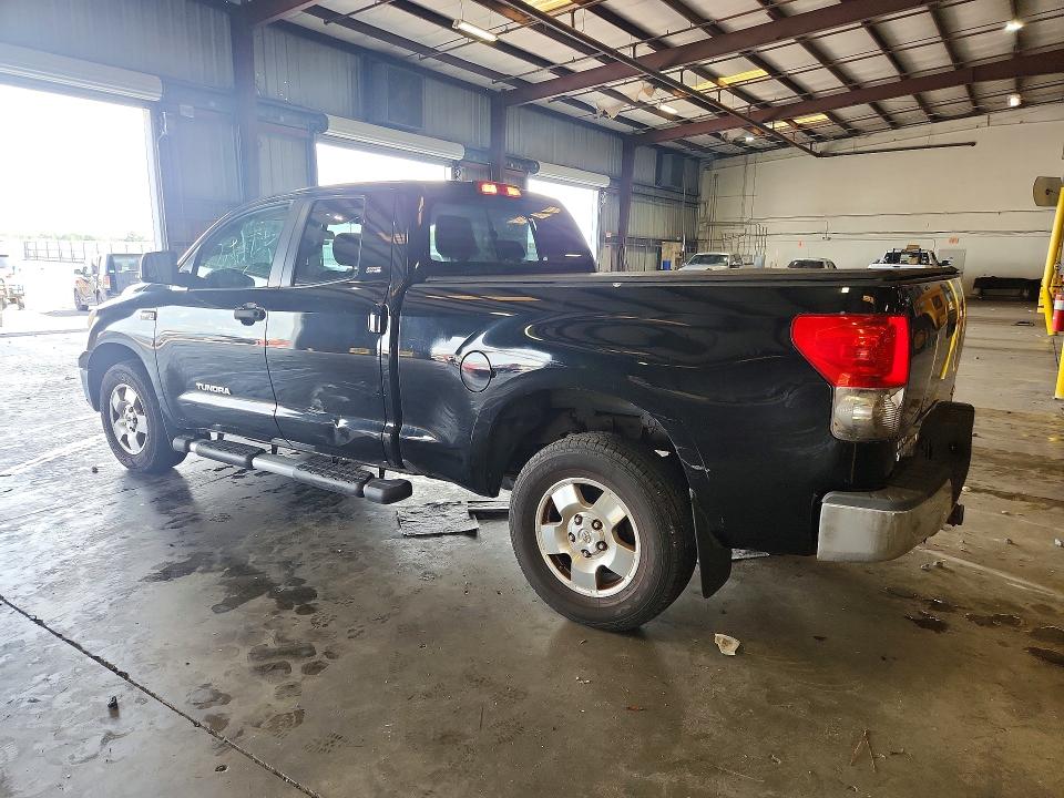 Photo 2 from auction – 2009 TOYOTA TUNDRA with VIN 5TFBV54199X093213