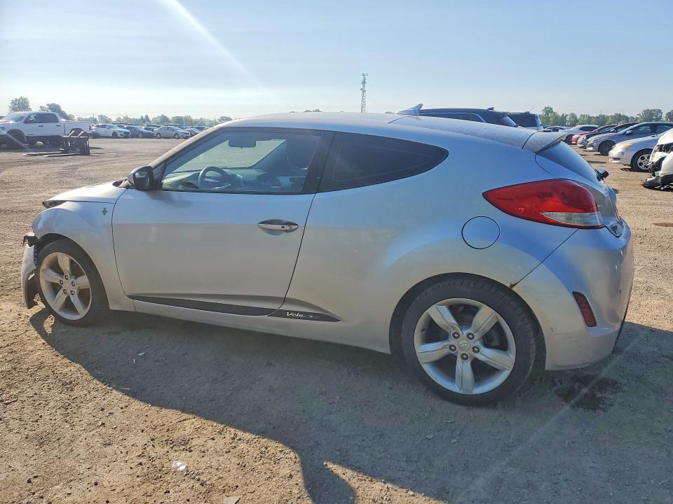 Photo 2 from auction – 2013 HYUNDAI VELOSTER with VIN KMHTC6AD6DU166123