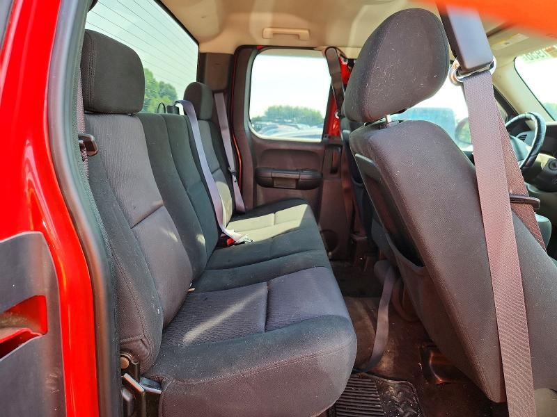 Photo 10 from auction – 2011 GMC SIERRA with VIN 1GTR2UEA0BZ345859