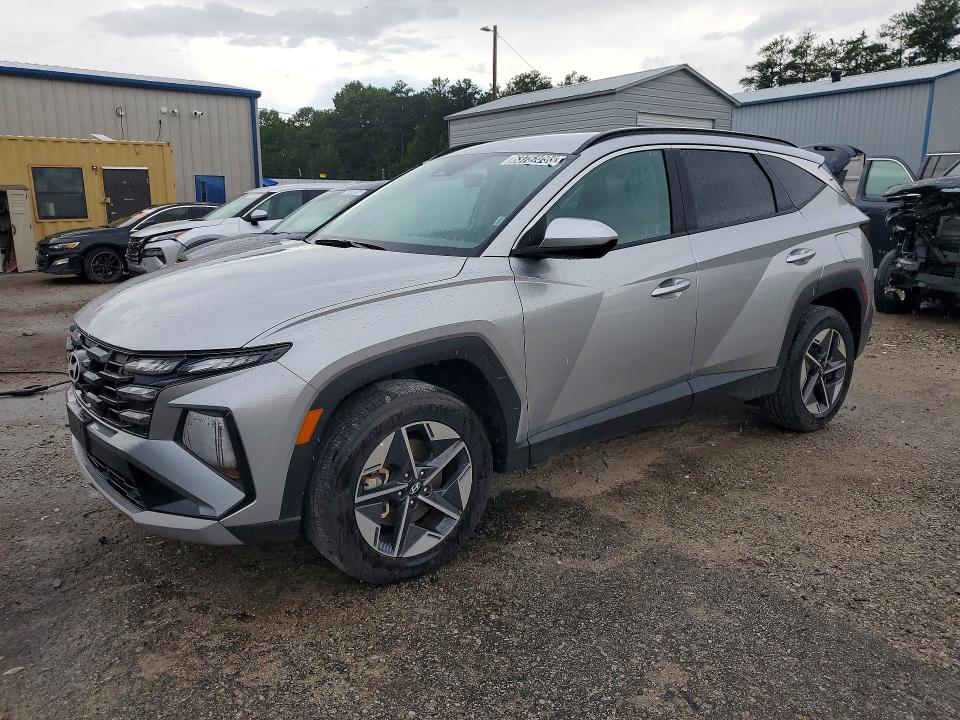 HYUNDAI TUCSON 2025 with VIN 5NMJBCDE6SH518459 - Photo from auction