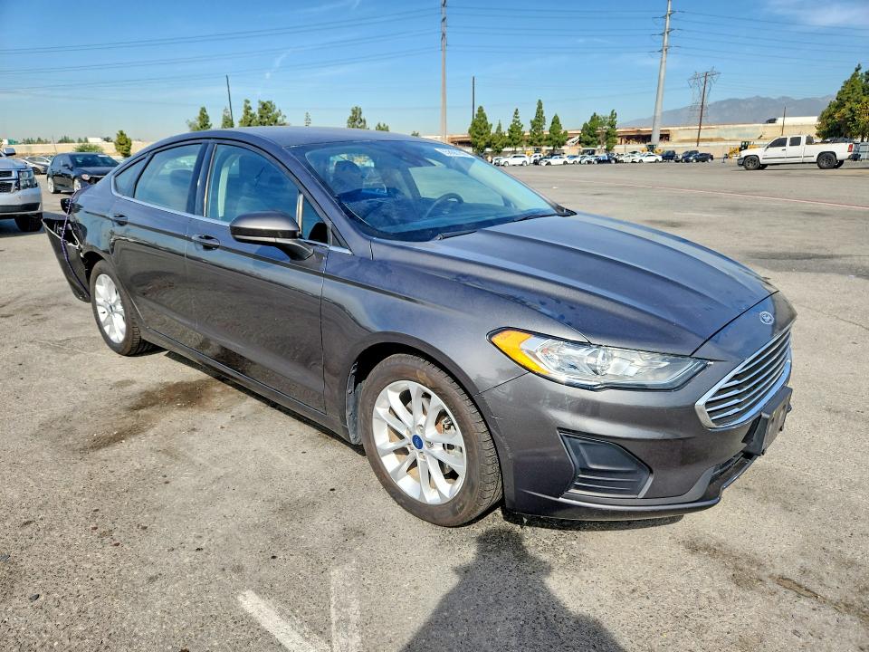 Photo 4 from auction – 2019 FORD FUSION with VIN 3FA6P0HD0KR232264
