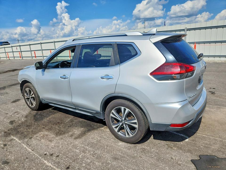 Photo 2 from auction – 2018 NISSAN ROGUE with VIN JN8AT2MT3JW457271