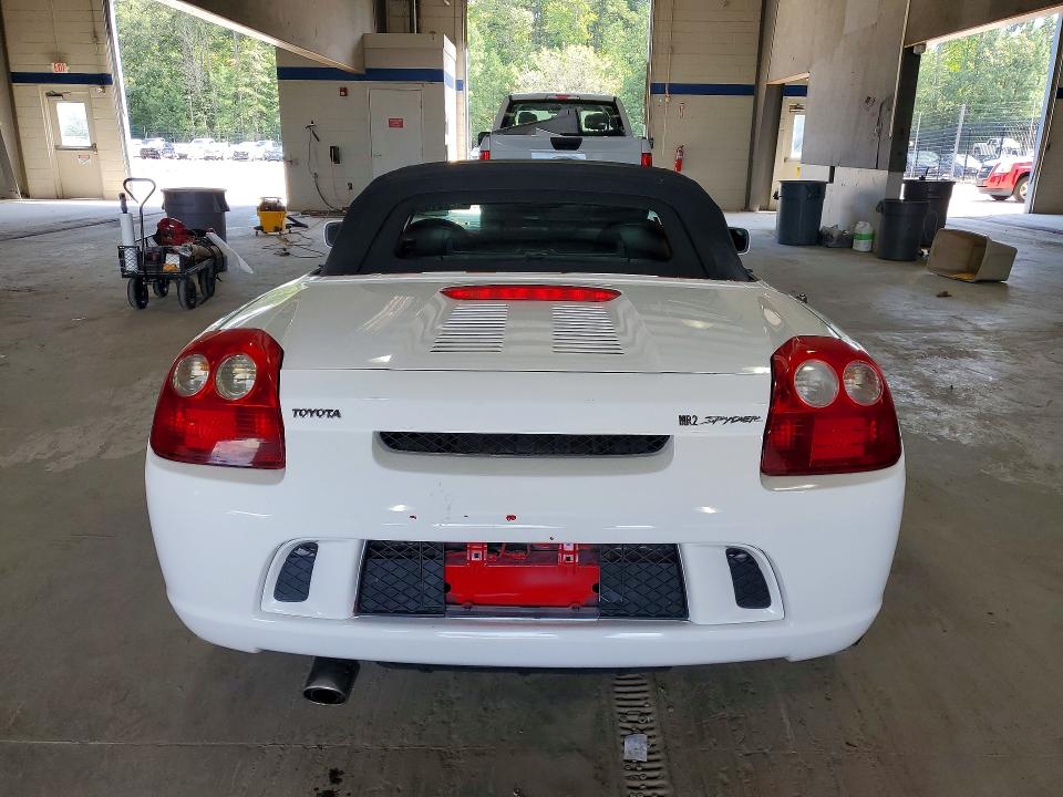 Photo 6 from auction – 2004 TOYOTA MR2 SPYDER with VIN JTDFR320140068148