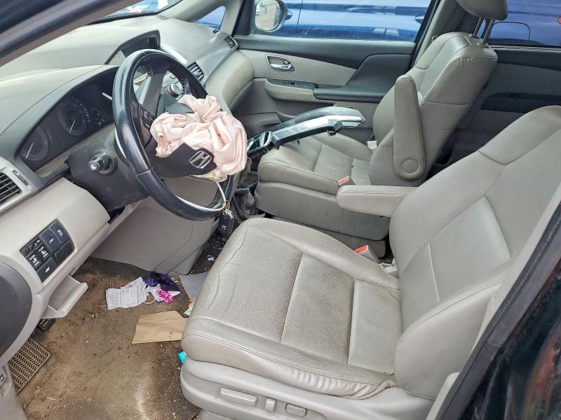Photo 7 from auction – 2016 HONDA ODYSSEY with VIN 5FNRL5H69GB037497