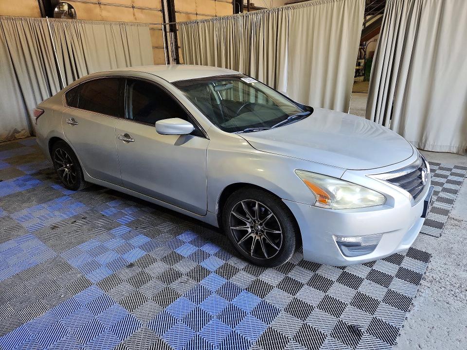 Photo 4 from auction – 2015 NISSAN ALTIMA with VIN 1N4AL3AP0FC223287