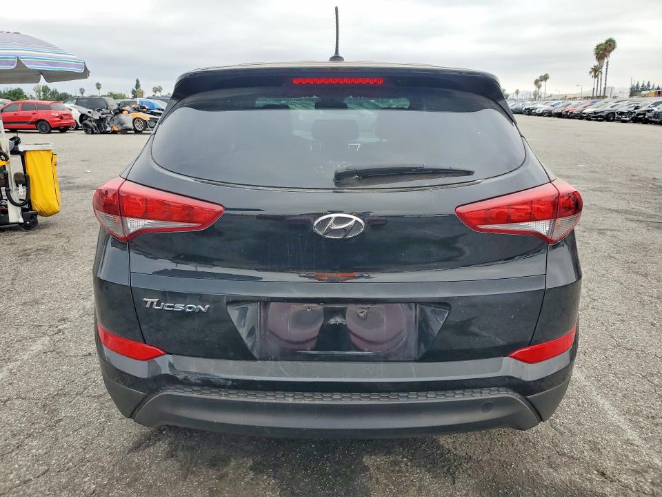 Photo 6 from auction – 2017 HYUNDAI TUCSON with VIN KM8J23A44HU464684