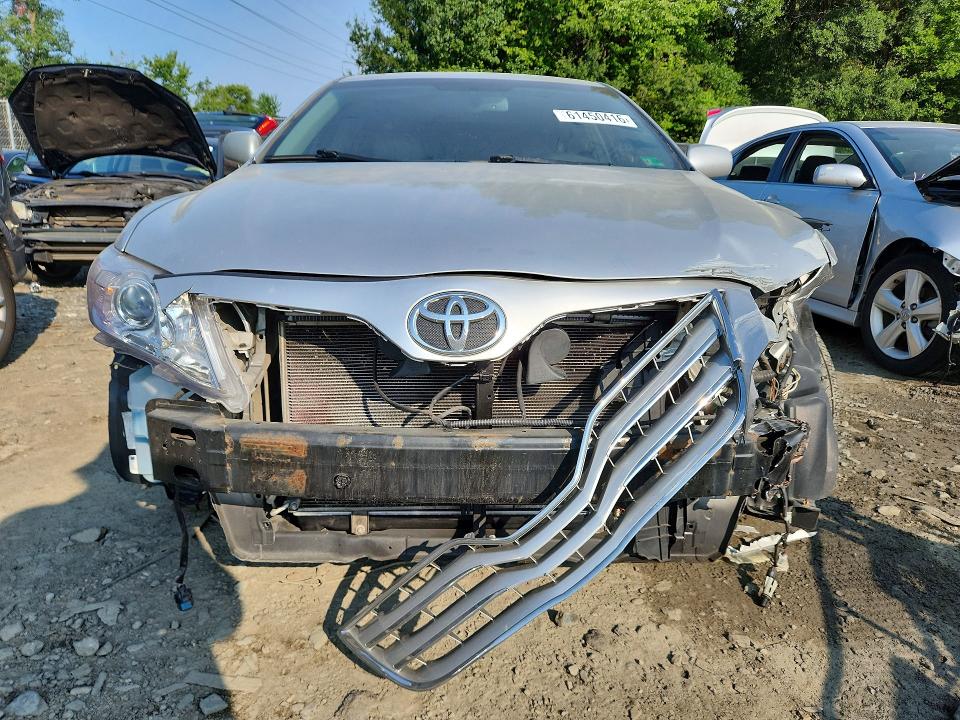 Zdjęcie 5 z aukcji – 2011 TOYOTA CAMRY z VIN 4T1BF3EK2BU207032