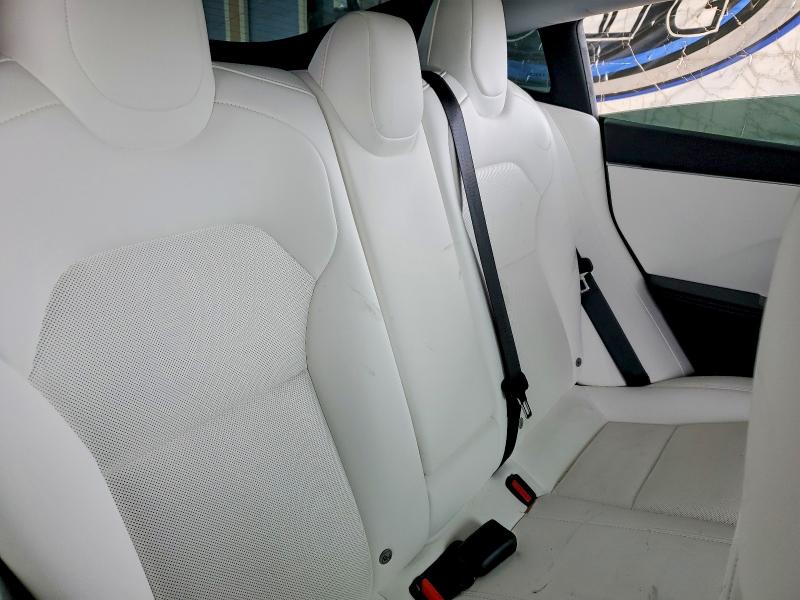 Снимка 10 от търг – 2025 TESLA MODEL 3 с VIN 5YJ3E1EA0SF071872