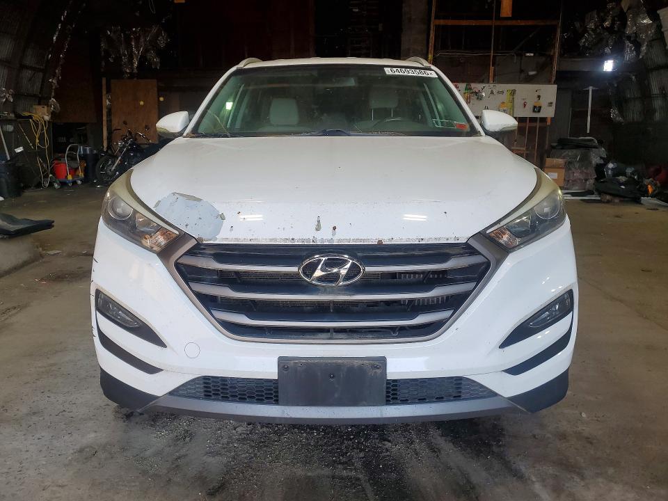 Photo 5 from auction – 2016 HYUNDAI TUCSON with VIN KM8J3CA29GU093175