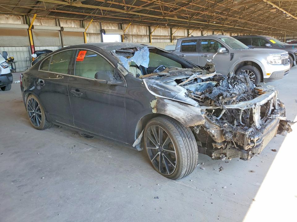 صورة رقم 4 من المزاد - 2016 VOLVO S60 مع VIN YV126MFK8G2392838