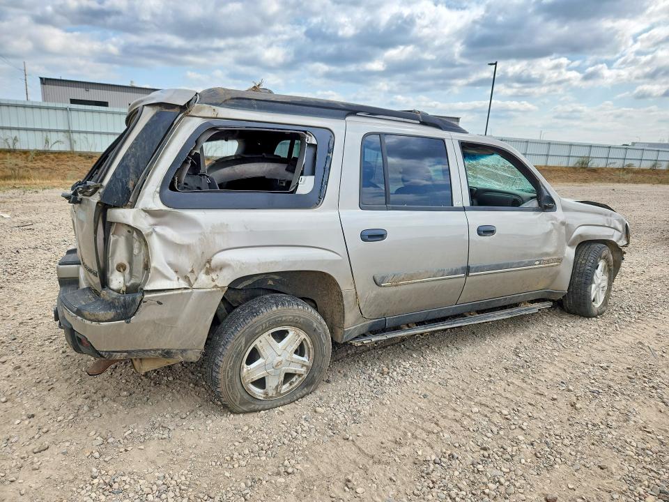 Photo 3 from auction – 2002 CHEVROLET TRAILBLAZER with VIN 1GNET16S526133369