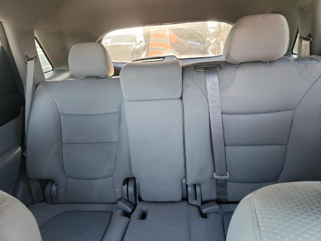 Photo 10 from auction – 2011 KIA SORENTO with VIN 5XYKT3A13BG111728