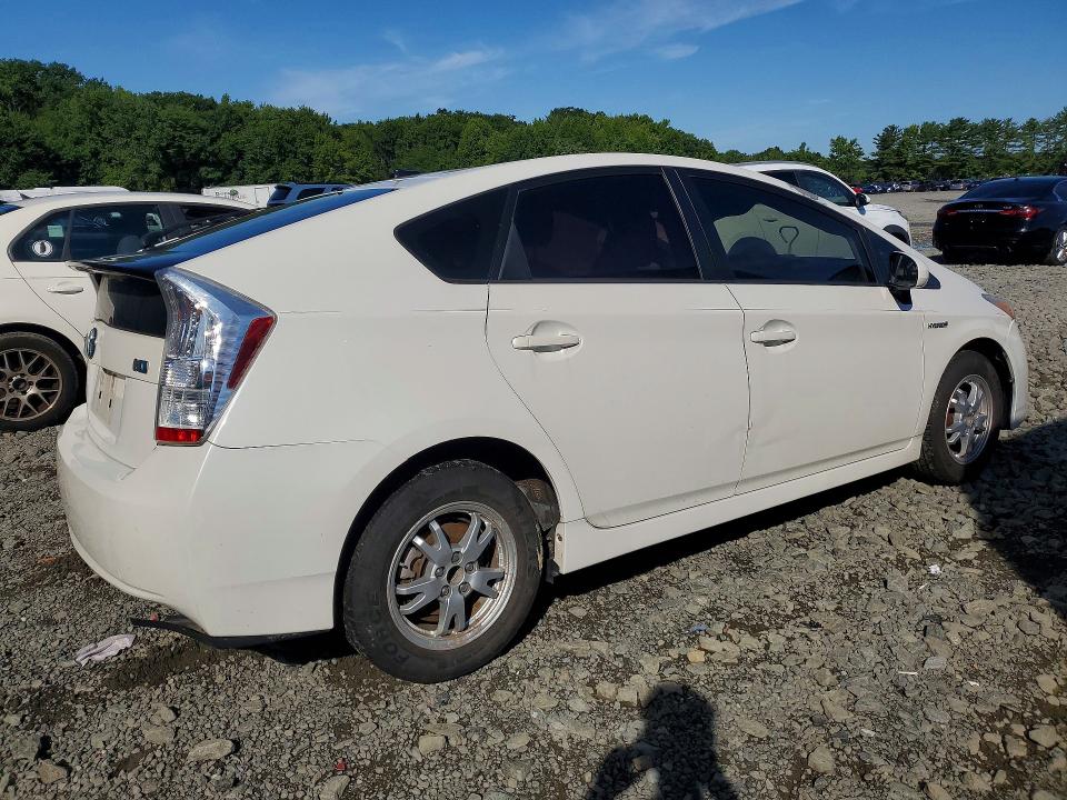 Photo 3 from auction – 2010 TOYOTA PRIUS with VIN JTDKN3DU8A0155017