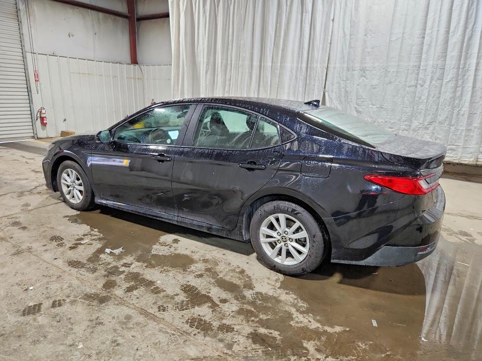 Photo 2 from auction – 2026 TOYOTA CAMRY with VIN 4T1DAACK5TU274529