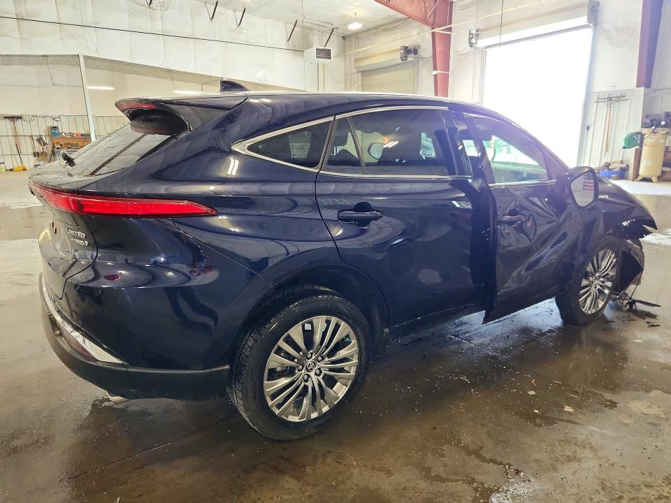 Photo 3 from auction – 2021 TOYOTA VENZA with VIN JTEAAAAH8MJ020584