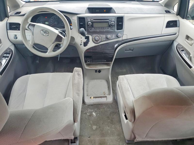 Photo 8 from auction – 2014 TOYOTA SIENNA with VIN 5TDZK3DC6ES420681