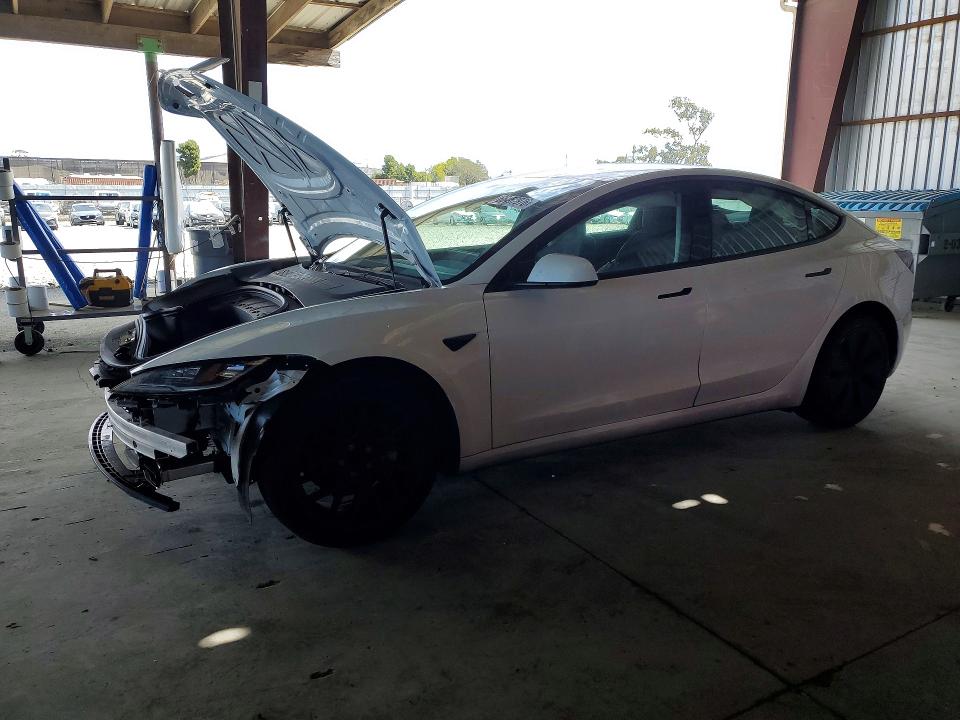 TESLA MODEL 3 2024 с VIN 5YJ3E1EA4RF749579 - Снимка от търг