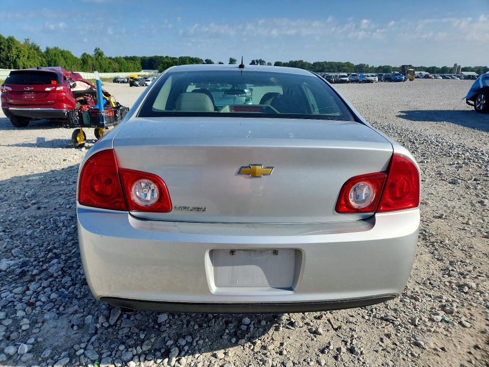 Photo 6 from auction – 2011 CHEVROLET MALIBU with VIN 1G1ZB5E1XBF198398