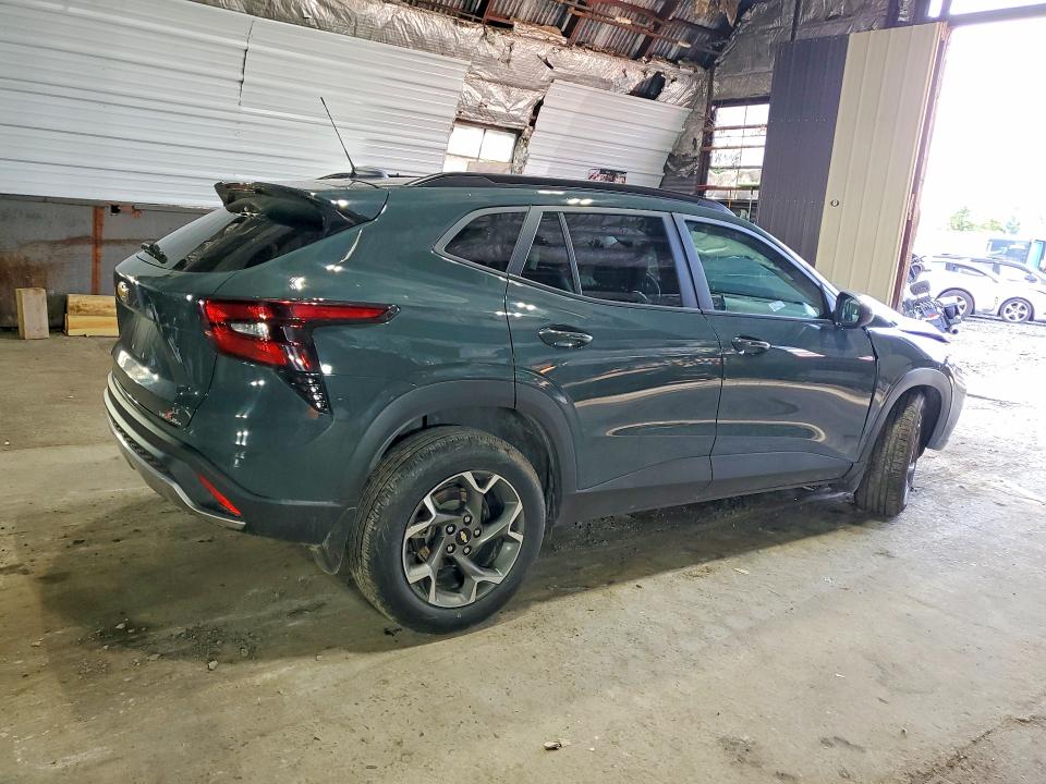 Photo 3 from auction – 2025 CHEVROLET TRAX with VIN KL77LHEP4SC074093