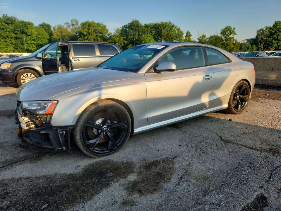 AUDI RS5 2013 with VIN WUAC6AFR2DA903132 - Photo from auction