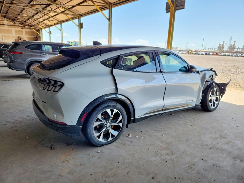 Photo 3 from auction – 2023 FORD MUSTANG MACH-E with VIN 3FMTK3SU7PMA85060