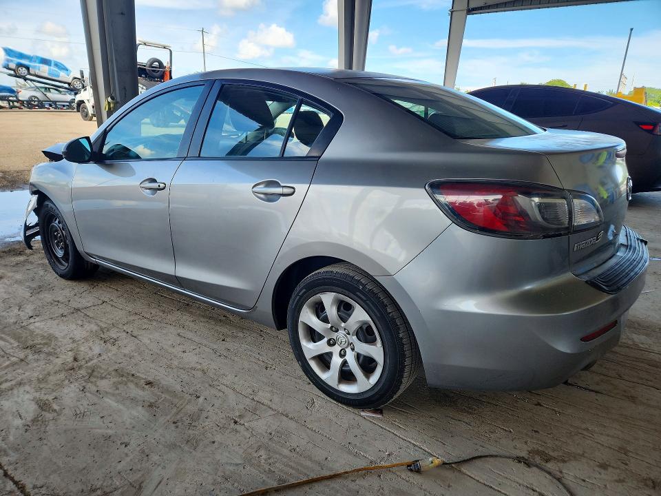 Zdjęcie 2 z aukcji – 2013 MAZDA 3 z VIN JM1BL1U76D1750709