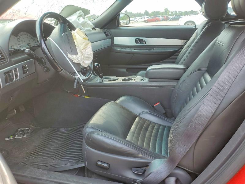 Photo 7 from auction – 2002 FORD THUNDERBIRD with VIN 1FAHP60A82Y129303