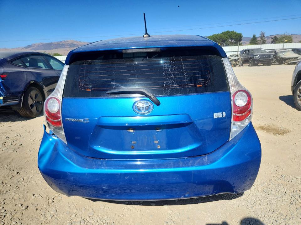 Photo 6 from auction – 2012 TOYOTA PRIUS C with VIN JTDKDTB36C1023349