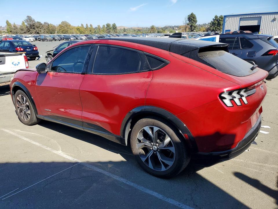 Photo 2 from auction – 2021 FORD MUSTANG MACH-E with VIN 3FMTK3RM4MMA59954