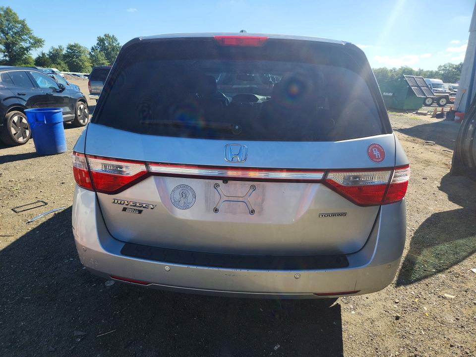 Photo 6 from auction – 2011 HONDA ODYSSEY with VIN 5FNRL5H9XBB043876