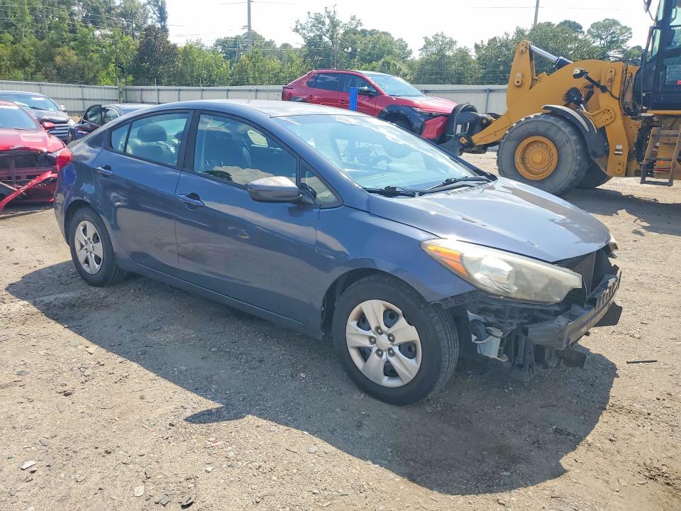 Photo 4 from auction – 2016 KIA FORTE with VIN KNAFK4A63G5587075