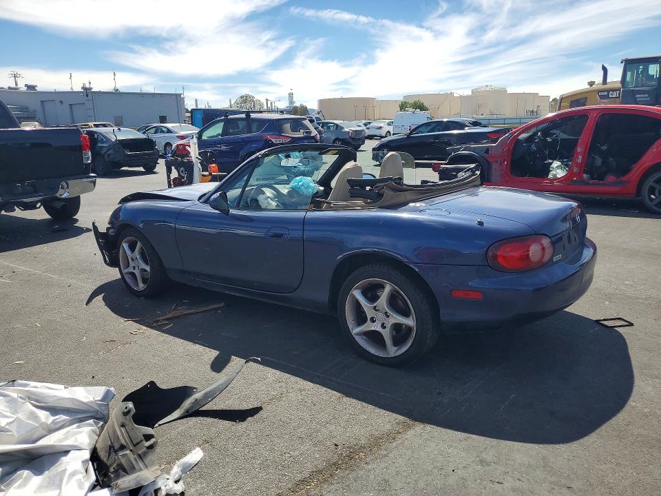 Photo 2 from auction – 2001 MAZDA MX-5 MIATA with VIN JM1NB353010208191