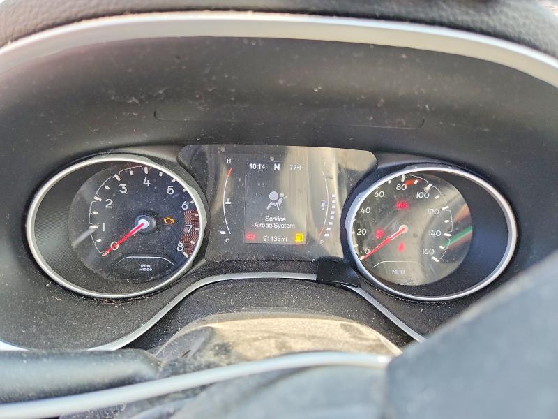 Снимка 9 от търг – 2018 JEEP COMPASS с VIN 3C4NJDBB0JT401996