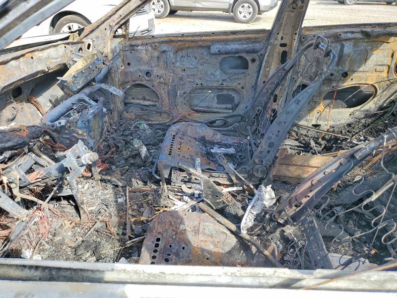 Photo 7 from auction – 2003 TOYOTA CAMRY with VIN 4T1BE30K13U647965
