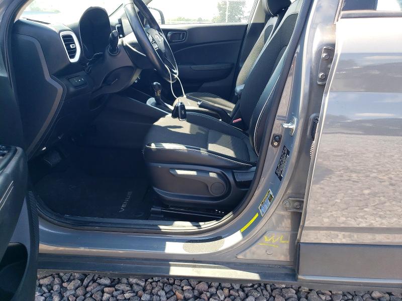 Photo 12 from auction – 2022 HYUNDAI VENUE with VIN KMHRC8A30NU140308