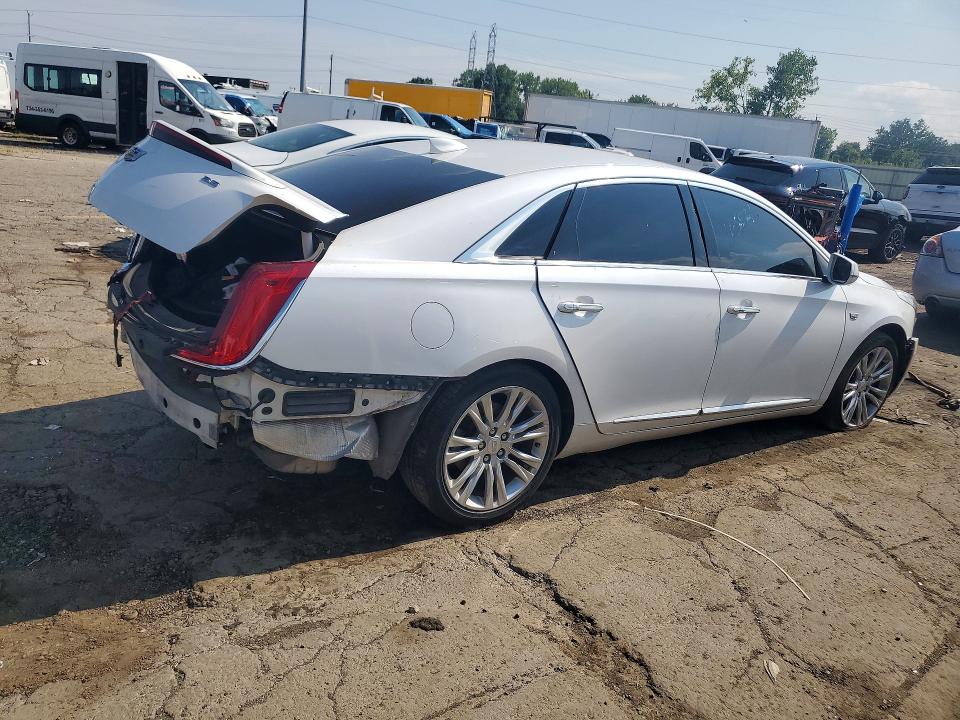 Photo 3 from auction – 2019 CADILLAC XTS with VIN 2G61M5S34K9145874