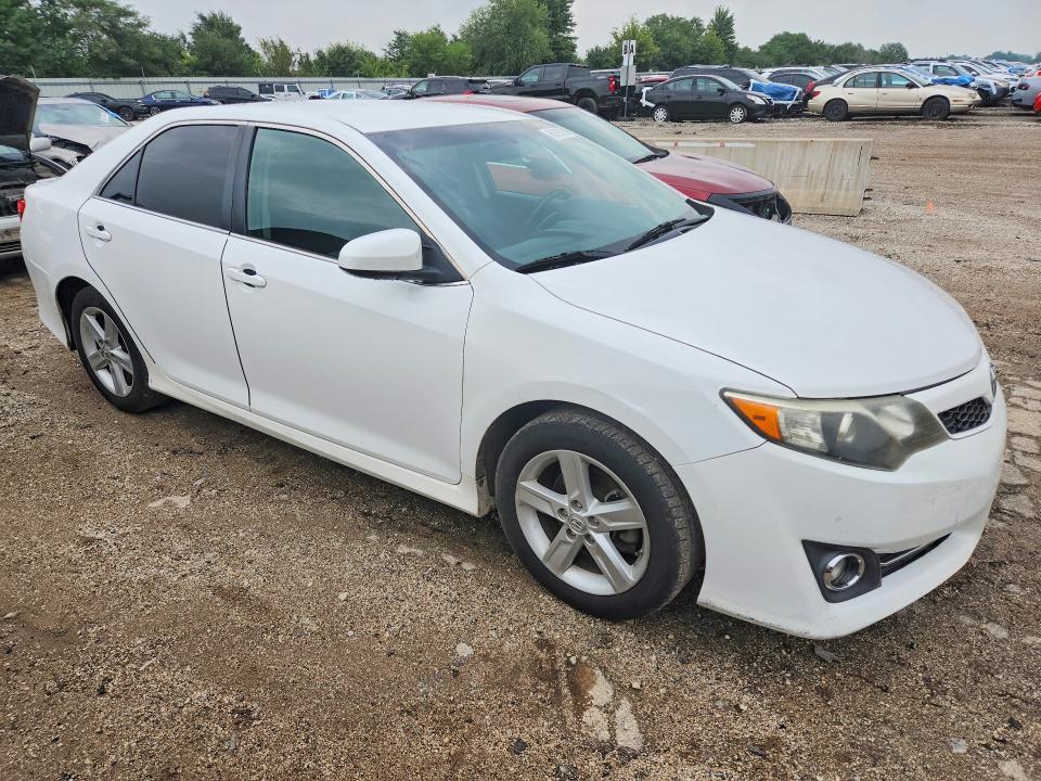 Photo 4 from auction – 2014 TOYOTA CAMRY with VIN 4T1BF1FK0EU385979