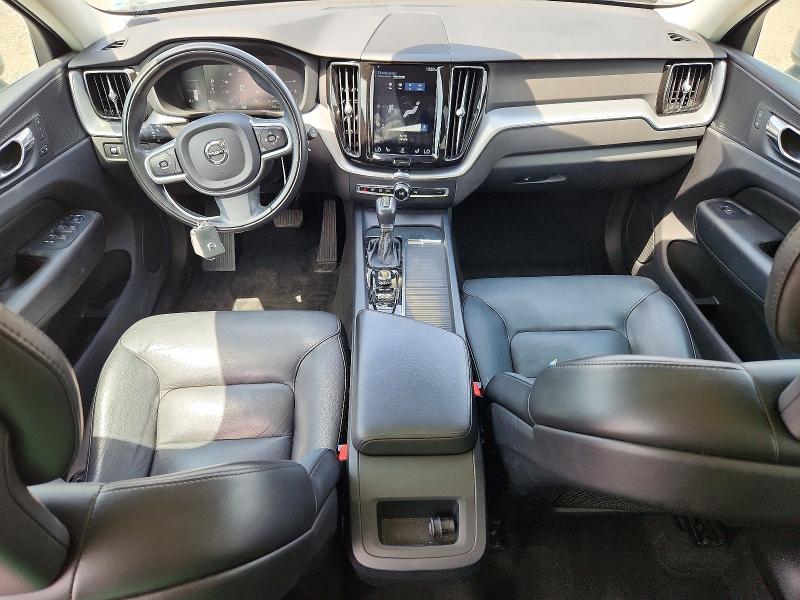 Photo 8 from auction – 2019 VOLVO XC60 with VIN LYV102DK8KB191989