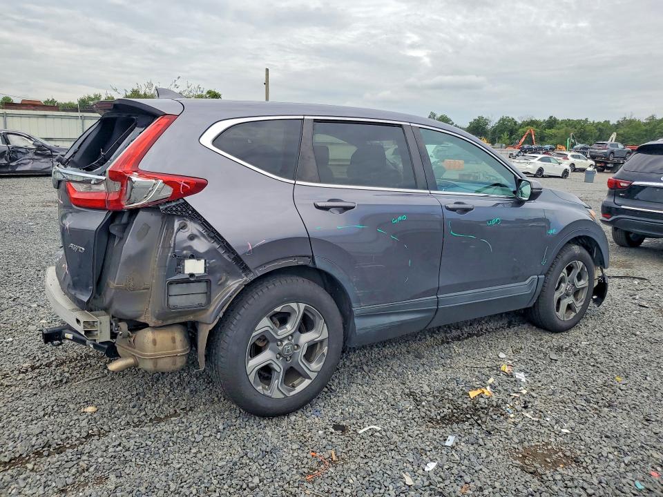 Photo 3 from auction – 2019 HONDA CR-V with VIN 2HKRW2H81KH634256