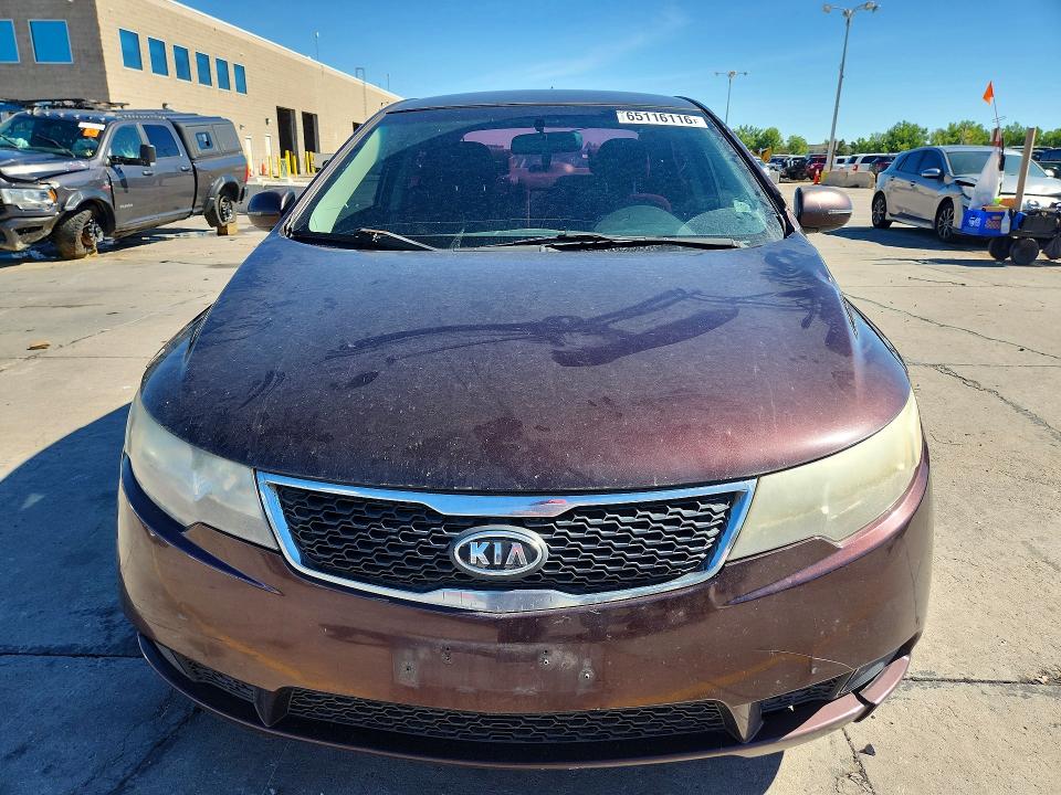 Photo 5 from auction – 2011 KIA FORTE with VIN KNAFU4A24B5397401
