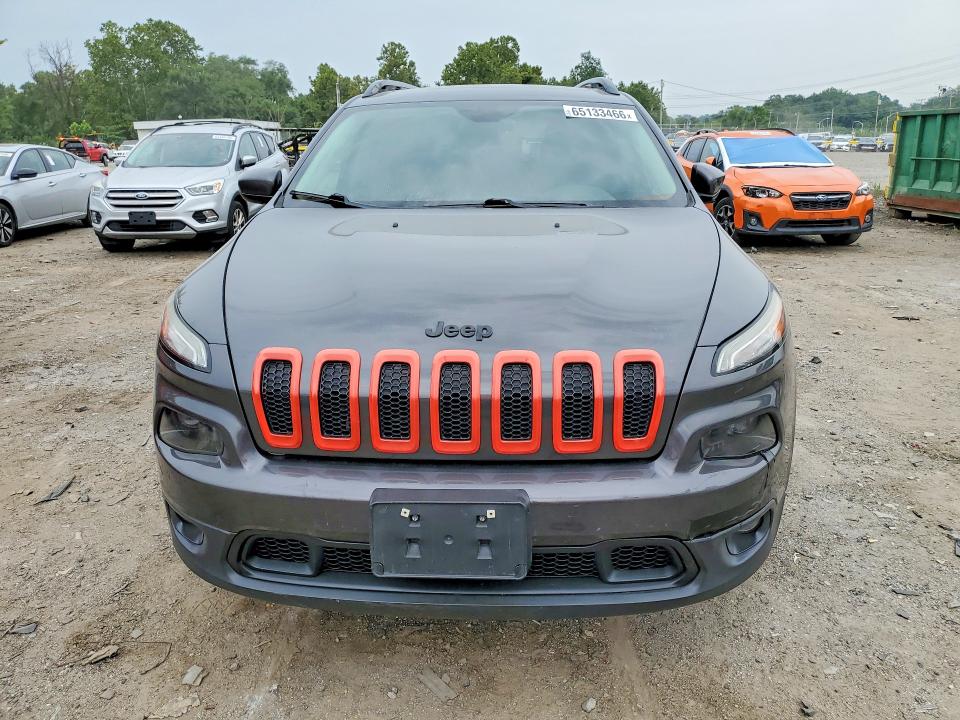 Photo 5 from auction – 2016 JEEP CHEROKEE with VIN 1C4PJMCS6GW117850