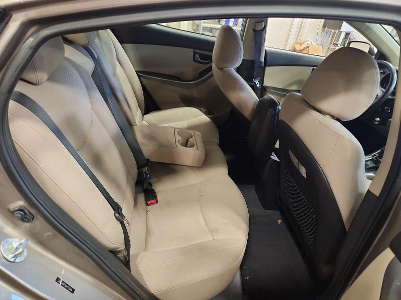 Photo 10 from auction – 2016 HYUNDAI ELANTRA with VIN 5NPDH4AE6GH712649