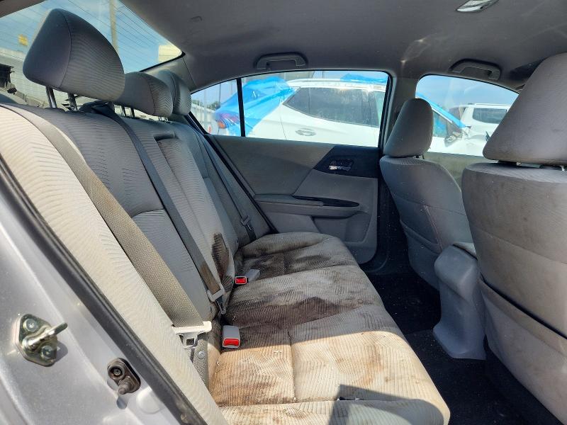 Photo 10 from auction – 2015 HONDA ACCORD with VIN 1HGCR2F37FA127753