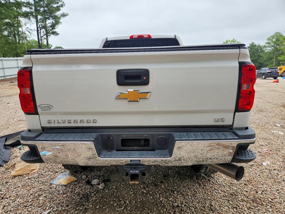 Photo 6 from auction – 2016 CHEVROLET SILVERADO with VIN 1GC2KWE89GZ104013