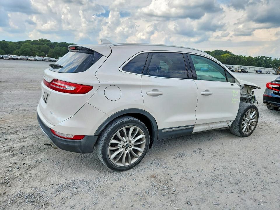 صورة رقم 3 من المزاد - 2017 LINCOLN MKC مع VIN 5LMCJ3C93HUL01977
